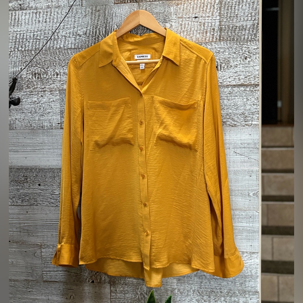 🏷 Express | Women's M Golden Yellow Satiny Oversized Boyfriend Button-Up Shirt